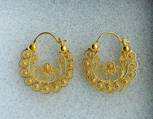 Madanihon Earring