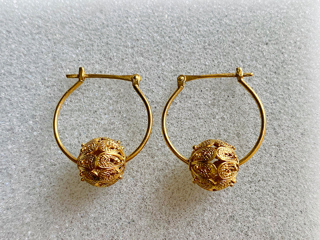 Mahimayaon Earring